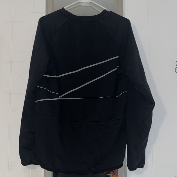 Nike Performance Sport Apparel Sweatshirt - Picture 2 of 2